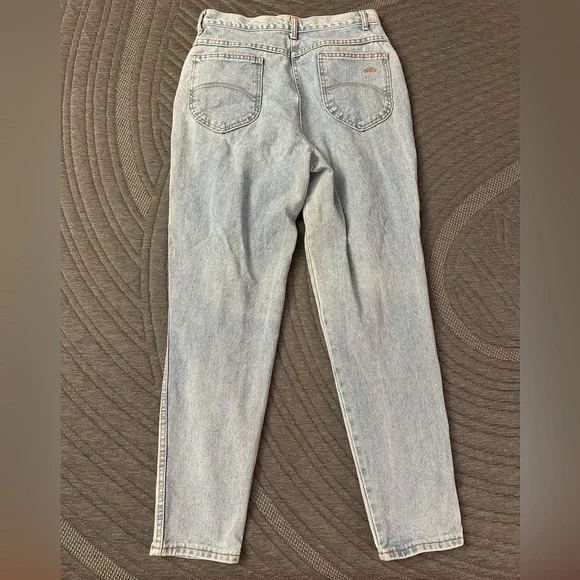 Chic 90s Vintage Jeans - Picture 3 of 9